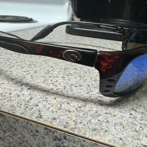 Brine Costa’s - Tortoise with Blue Mirror Polarized Glass lenses